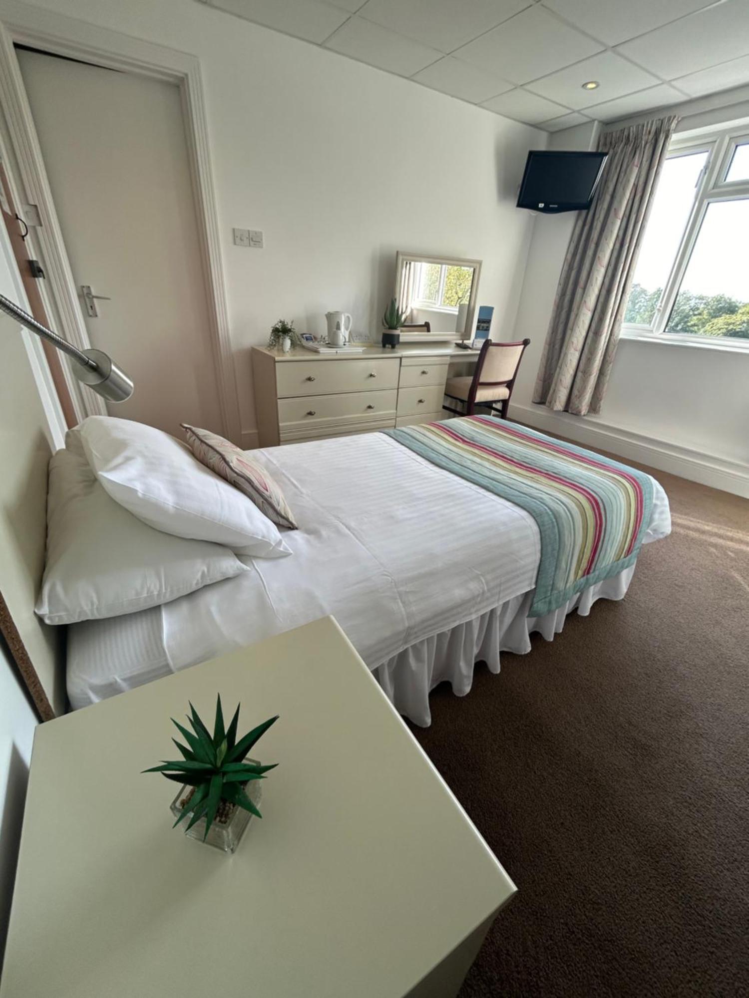 Westhill Country Hotel Saint Helier Екстер'єр фото