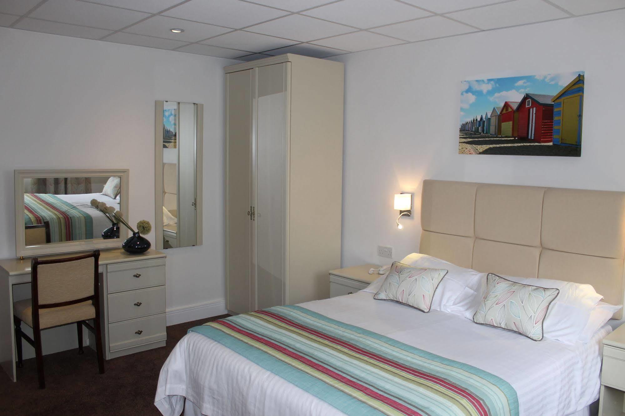 Westhill Country Hotel Saint Helier Екстер'єр фото